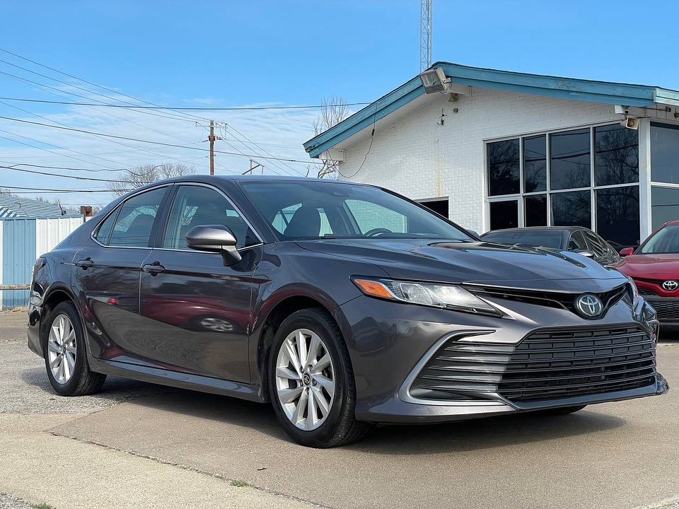 2022 Toyota Camry LE