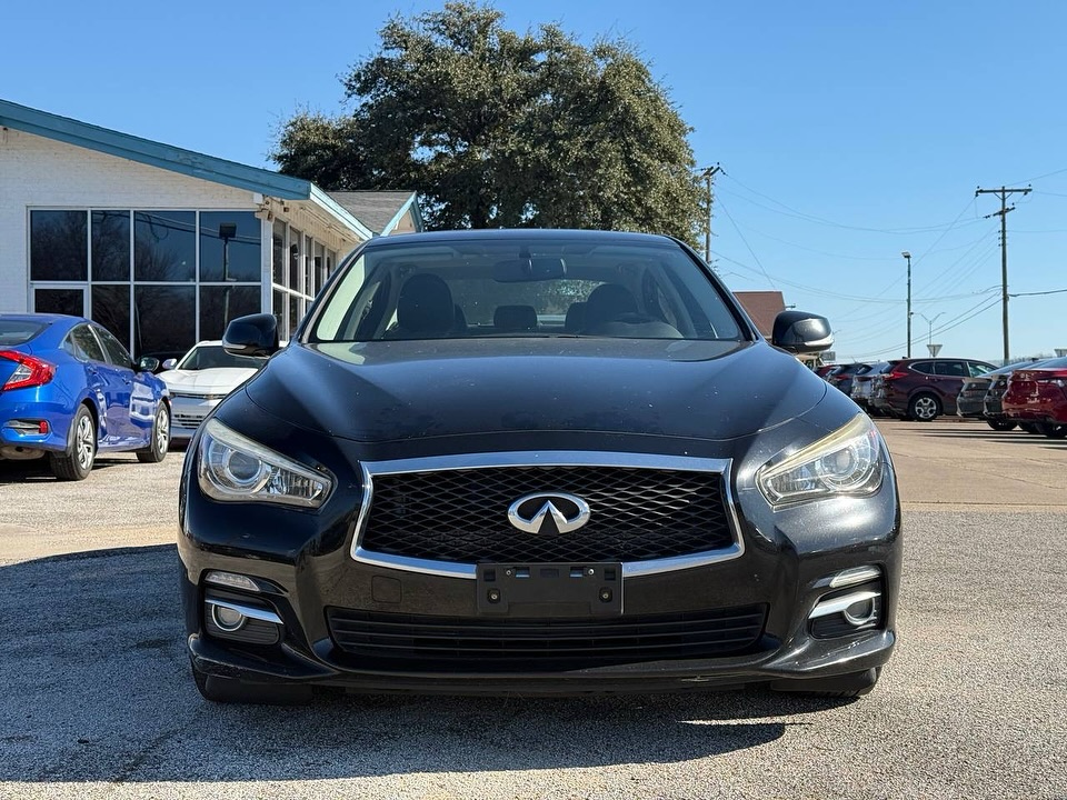 2015 Infiniti Q50 Premium