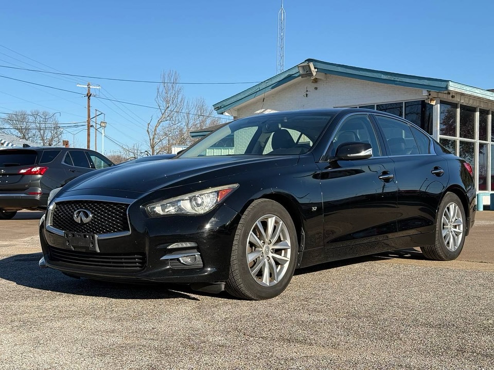 2015 Infiniti Q50 Premium